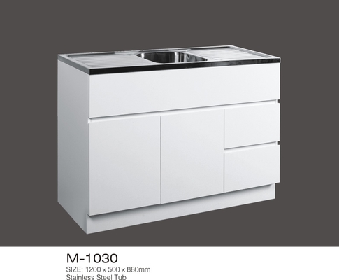 MDF پیش ساخته حمام غرور، فولاد ضد زنگ لوله سفید آماده ساخته شده کابینت حمام